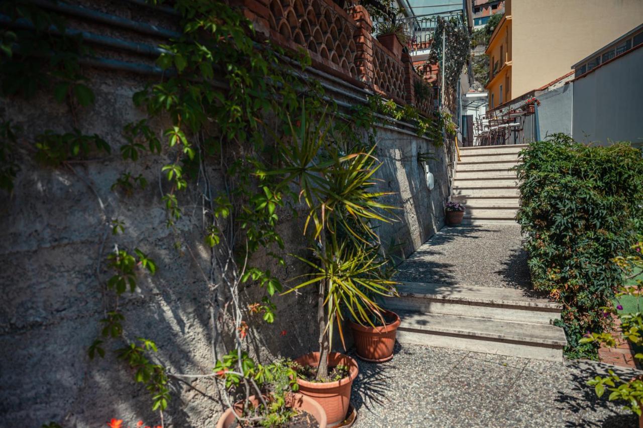 Elegant R&B Floridia Bed & Breakfast Taormina Luaran gambar